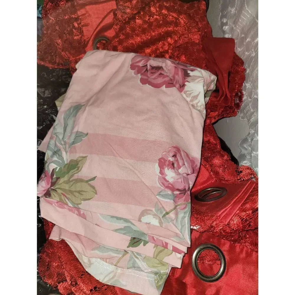2 curtains or table cloth